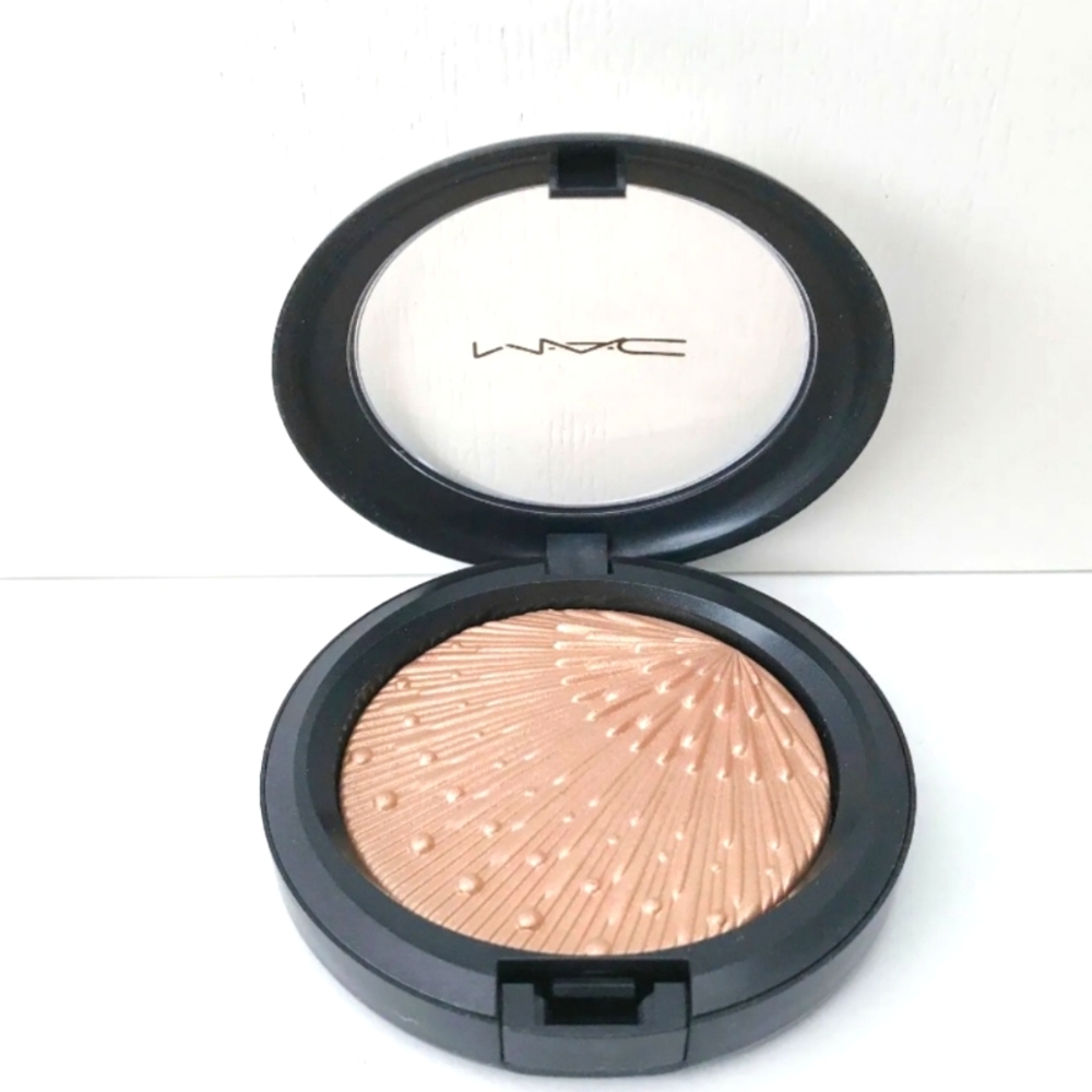 MAC Extra Dimension Skinfinish Highlighter Face Powder, #Soul Glow, 8g, NEW!